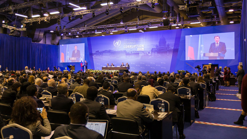 Викинг на конференции Конвенции ООН против коррупции